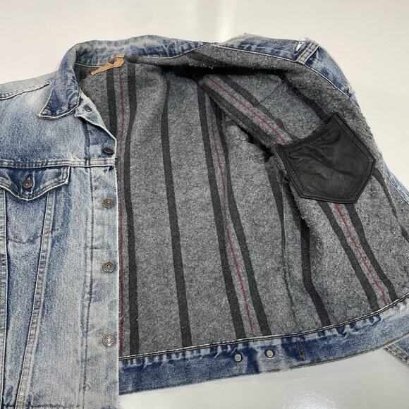 VTG Levi’s Men’s Jacket L Denim Trucker Blanket Lined Distressed USA Made Faded - Picture 10 of 12